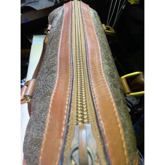 Gucci Vintage Boston Bag – Classic Monogram Canvas & Leather Trim - Picture 5 of 12